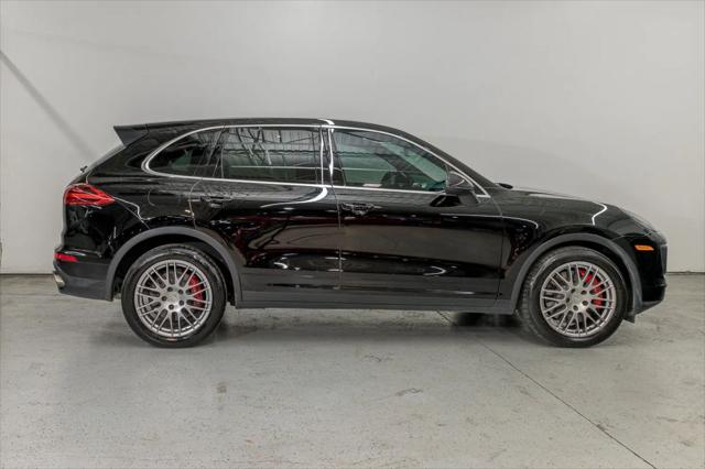 2015 Porsche Cayenne Turbo