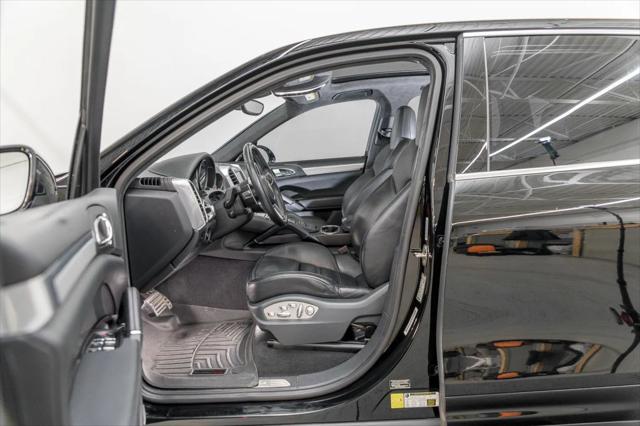 2015 Porsche Cayenne Turbo