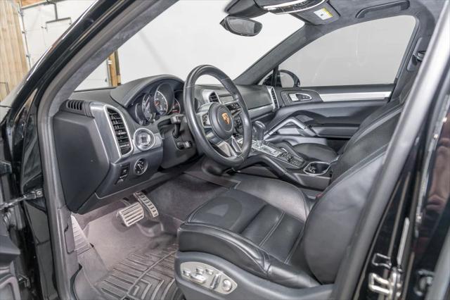 2015 Porsche Cayenne Turbo