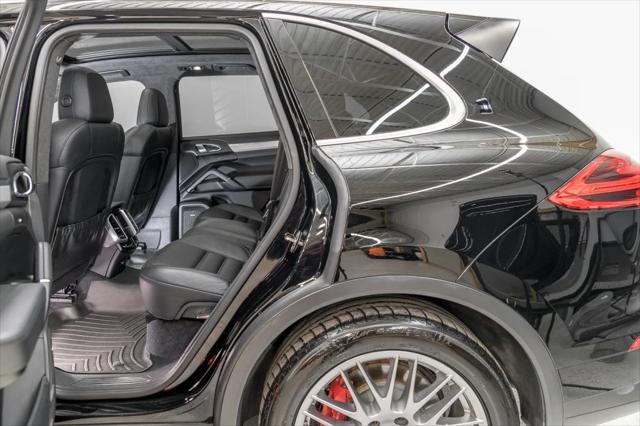 2015 Porsche Cayenne Turbo