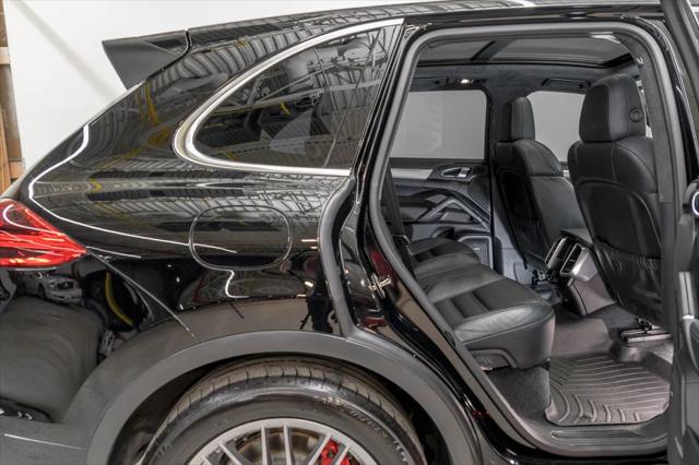 2015 Porsche Cayenne Turbo