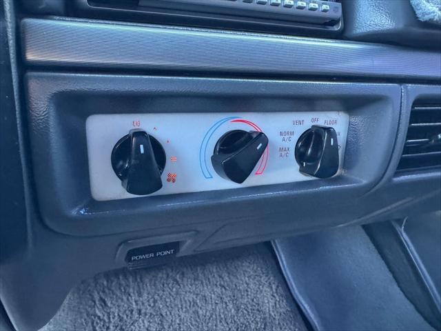 1993 Ford F-150 Base