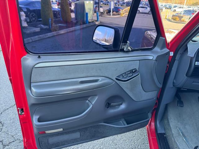1993 Ford F-150 Base