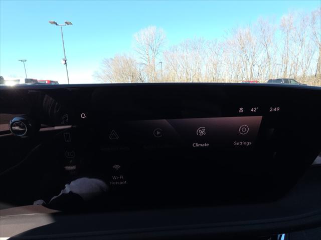 2026 Buick NV Sport Touring FWD