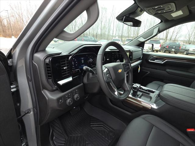 2026 Chevrolet Silverado 1500 4WD Crew Cab Standard Bed LT
