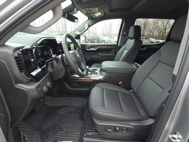 2026 Chevrolet Silverado 1500 4WD Crew Cab Standard Bed LT