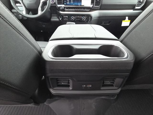 2026 Chevrolet Silverado 1500 4WD Crew Cab Standard Bed LT
