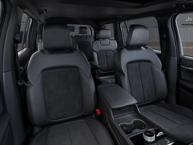 2026 Jeep Grand Cherokee L Altitude 4x4