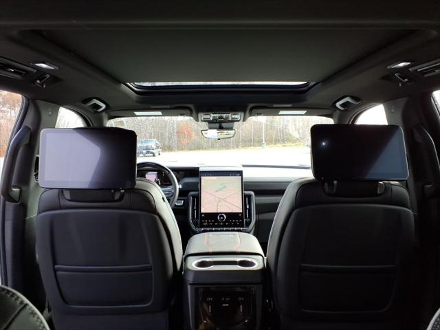 2026 GMC Yukon XL 4WD AT4 Ultimate