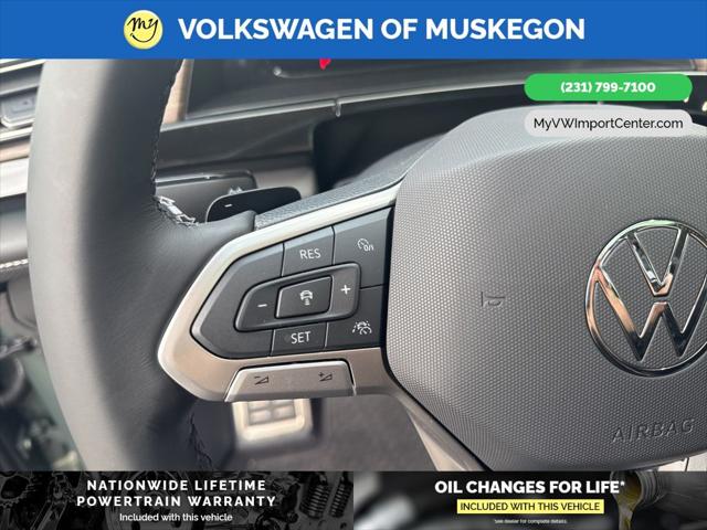 2026 Volkswagen Atlas 2.0T SEL Premium R-Line