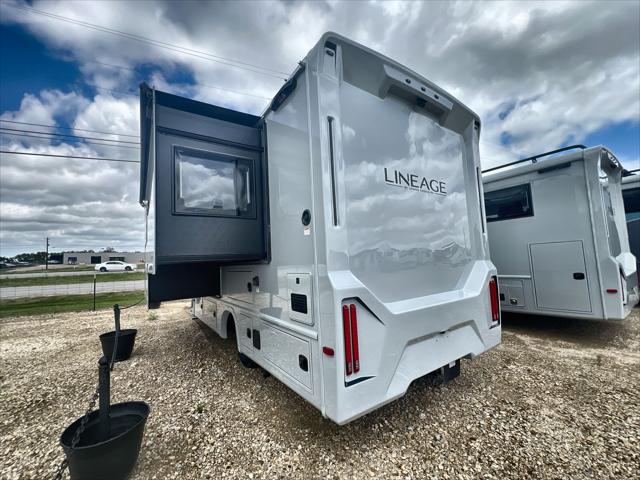 2026 Mercedes-Benz Sprinter 4500 Chassis Standard Roof 4-Cyl Diesel HO