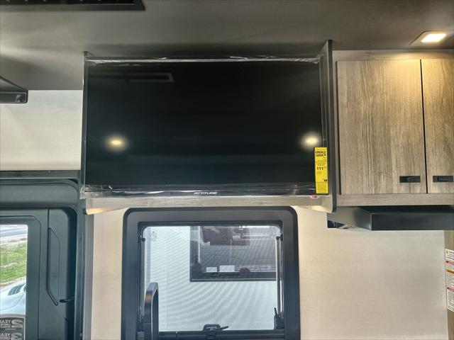 2026 Mercedes-Benz Sprinter 4500 Chassis Standard Roof 4-Cyl Diesel HO
