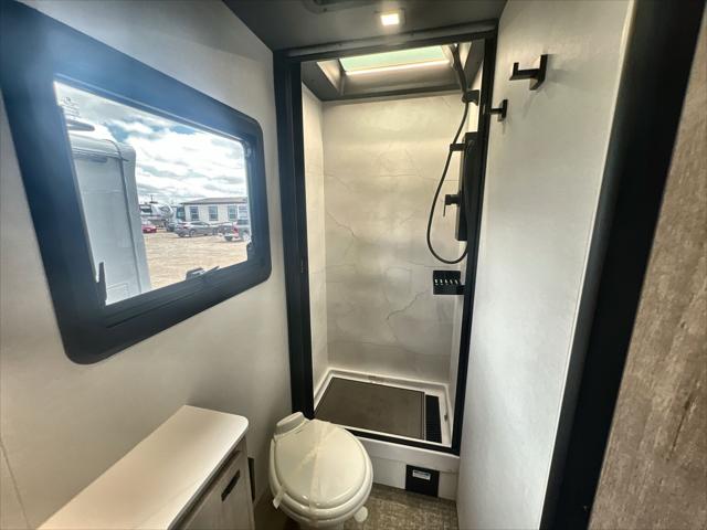 2026 Mercedes-Benz Sprinter 4500 Chassis Standard Roof 4-Cyl Diesel HO