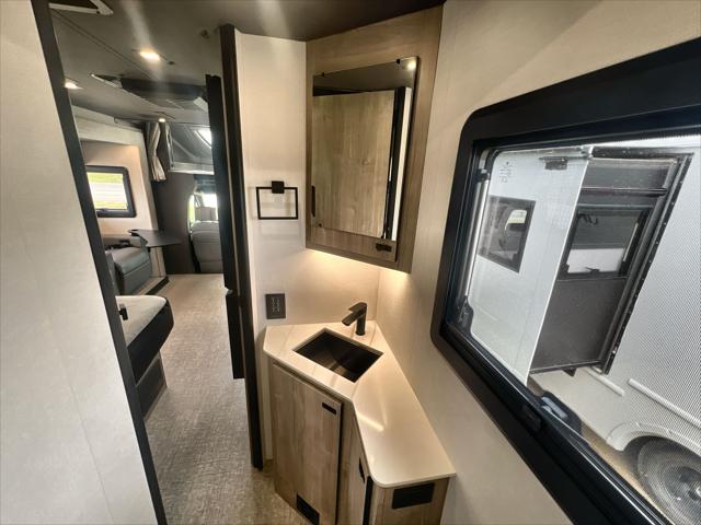 2026 Mercedes-Benz Sprinter 4500 Chassis Standard Roof 4-Cyl Diesel HO