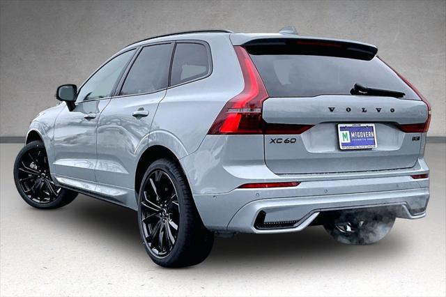 2026 Volvo XC60 B5 Ultra Black Edition