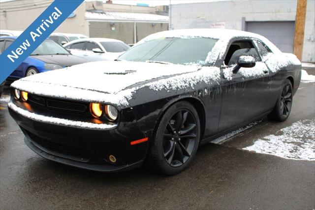 2016 Dodge Challenger SXT 2016 Dodge Challenger SXT