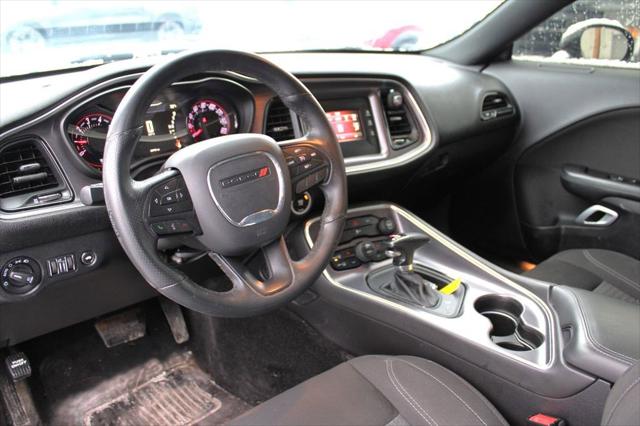 2016 Dodge Challenger SXT 2016 Dodge Challenger SXT