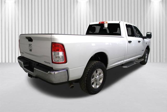 2024 RAM 3500 Big Horn Crew Cab 4x4 8 Box
