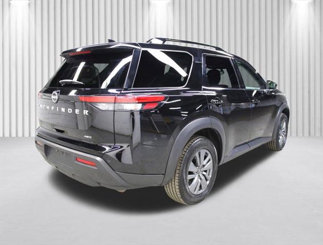 2025 Nissan Pathfinder SV 4WD