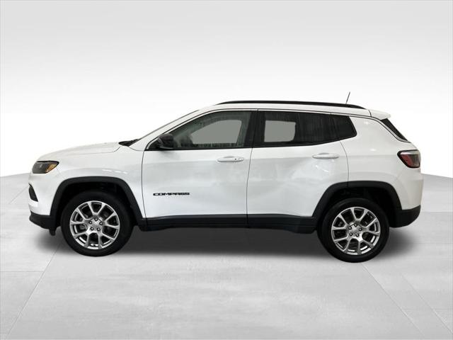 2022 Jeep Compass Latitude Lux 4x4