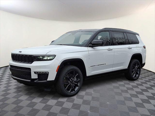 2025 Jeep Grand Cherokee GRAND CHEROKEE L LIMITED 4X4