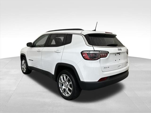 2022 Jeep Compass Latitude Lux 4x4