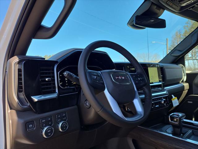 2026 GMC Sierra 1500 Crew Cab, Short Bed, SLT, 4WD