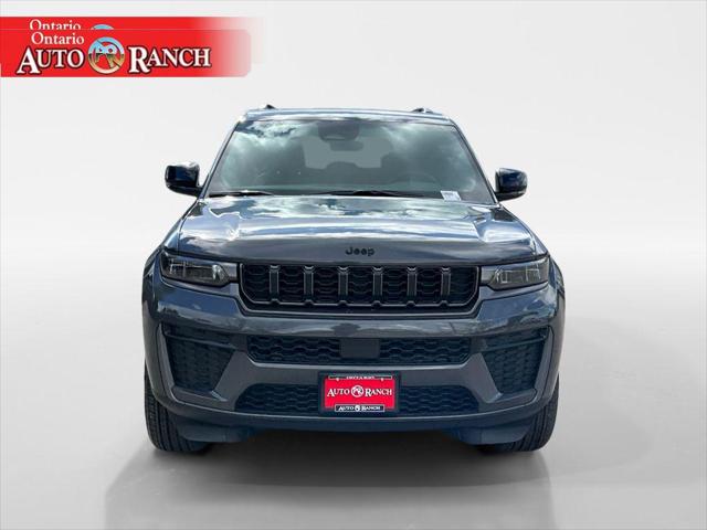 2026 Jeep Grand Cherokee Altitude 4x4