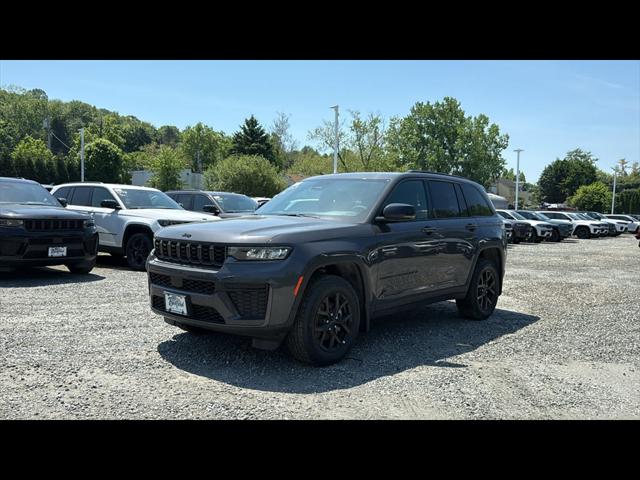 2026 Jeep Grand Cherokee Altitude 4x4