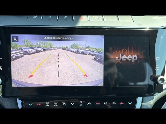 2026 Jeep Grand Cherokee Altitude 4x4