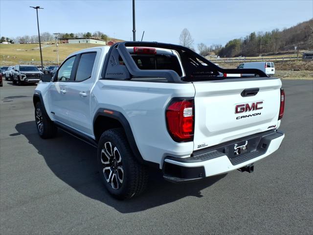 2025 GMC Canyon 4WD AT4