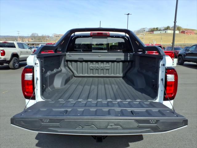 2025 GMC Canyon 4WD AT4