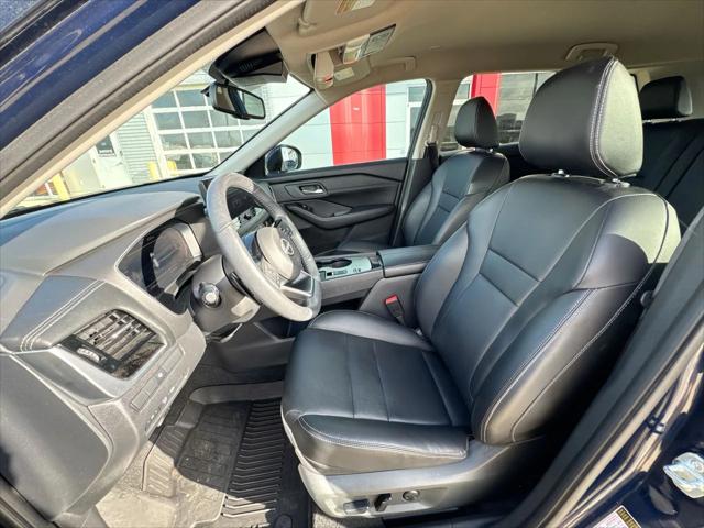 2024 Nissan Rogue SL FWD