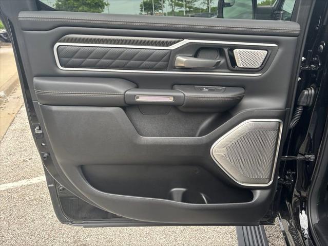 2026 Ram 1500 Tungsten Crew Cab 4x4 57 Box