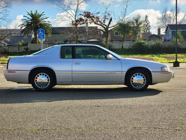 1995 Cadillac Eldorado Standard