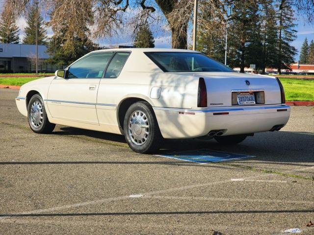 1995 Cadillac Eldorado Standard