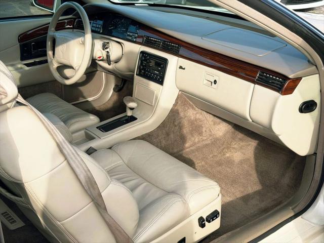 1995 Cadillac Eldorado Standard