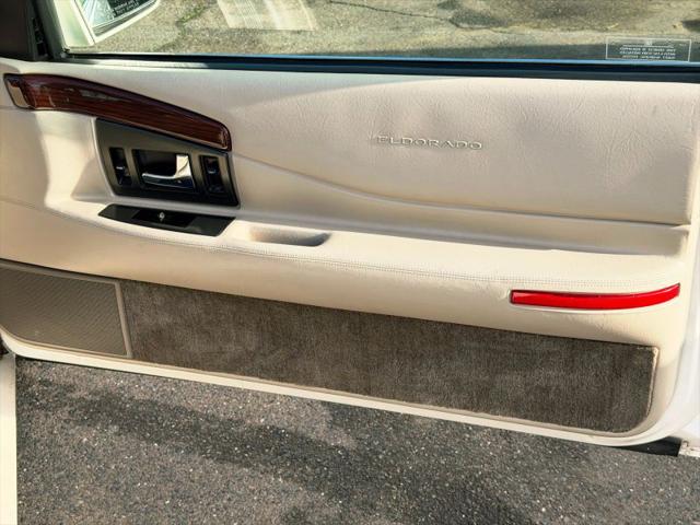 1995 Cadillac Eldorado Standard