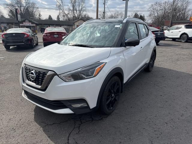 2019 Nissan Kicks SR