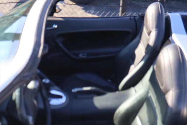 2007 Pontiac Solstice Base
