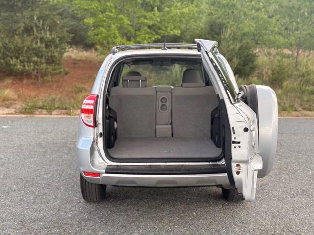 2009 Toyota RAV4 Base
