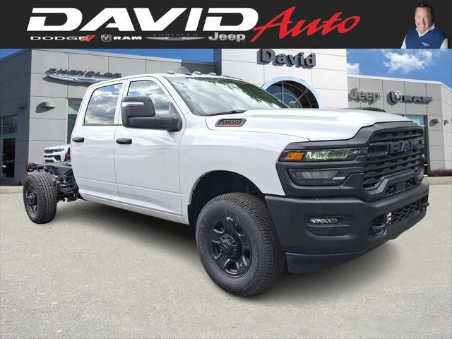 2026 RAM Ram 3500 Chassis Cab RAM 3500 TRADESMAN CREW CAB CHASSIS 4X4 60 CA 2026 RAM Ram 3500 Chassis Cab RAM 3500 TRADESMAN CREW CAB CHASSIS 4X4 60 CA