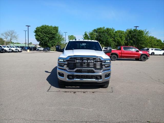 2026 RAM Ram 2500 RAM 2500 TRADESMAN CREW CAB 4X4 64 BOX