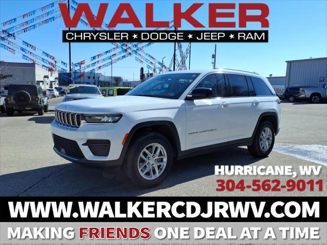 2023 Jeep Grand Cherokee Laredo 4x4 2023 Jeep Grand Cherokee Laredo 4x4
