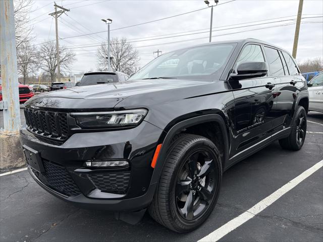 2023 Jeep Grand Cherokee Limited 4x4 2023 Jeep Grand Cherokee Limited 4x4