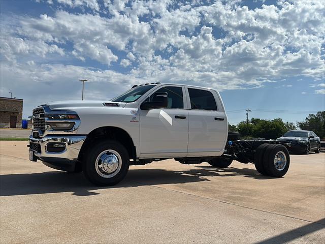 2026 RAM Ram 3500 Chassis Cab RAM 3500 TRADESMAN CREW CAB CHASSIS 4X4 60 CA