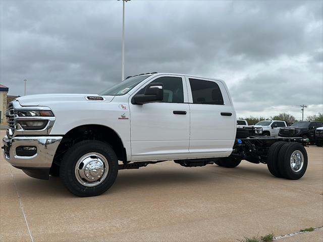 2026 RAM Ram 3500 Chassis Cab RAM 3500 TRADESMAN CREW CAB CHASSIS 4X4 60 CA