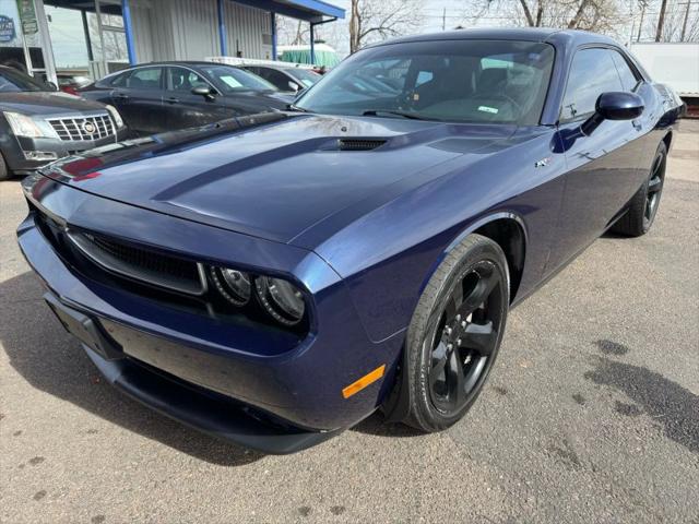 2013 Dodge Challenger SXT Plus