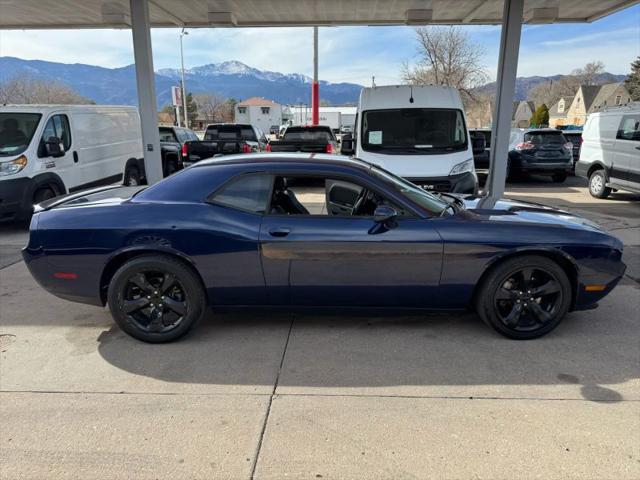2013 Dodge Challenger SXT Plus
