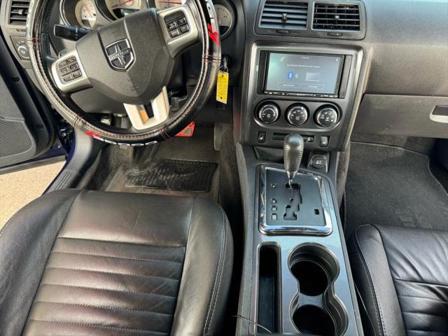 2013 Dodge Challenger SXT Plus